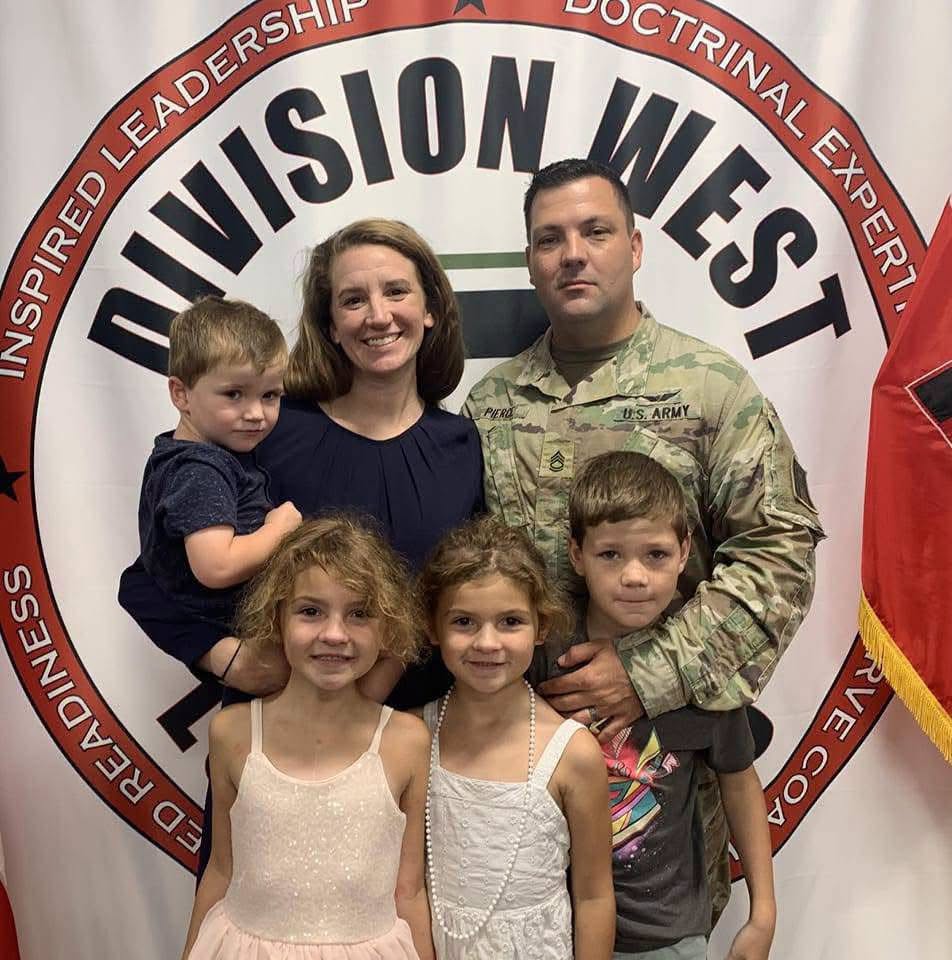 SFC_Edwin_Pierce_and_family