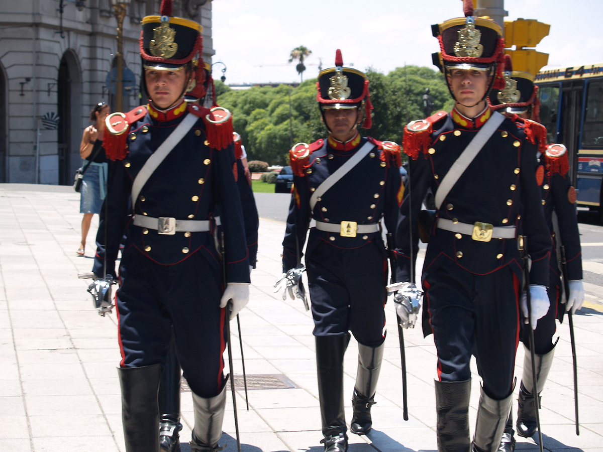 4 CEREMONIAL GUARD AT THE CASA ROSADO