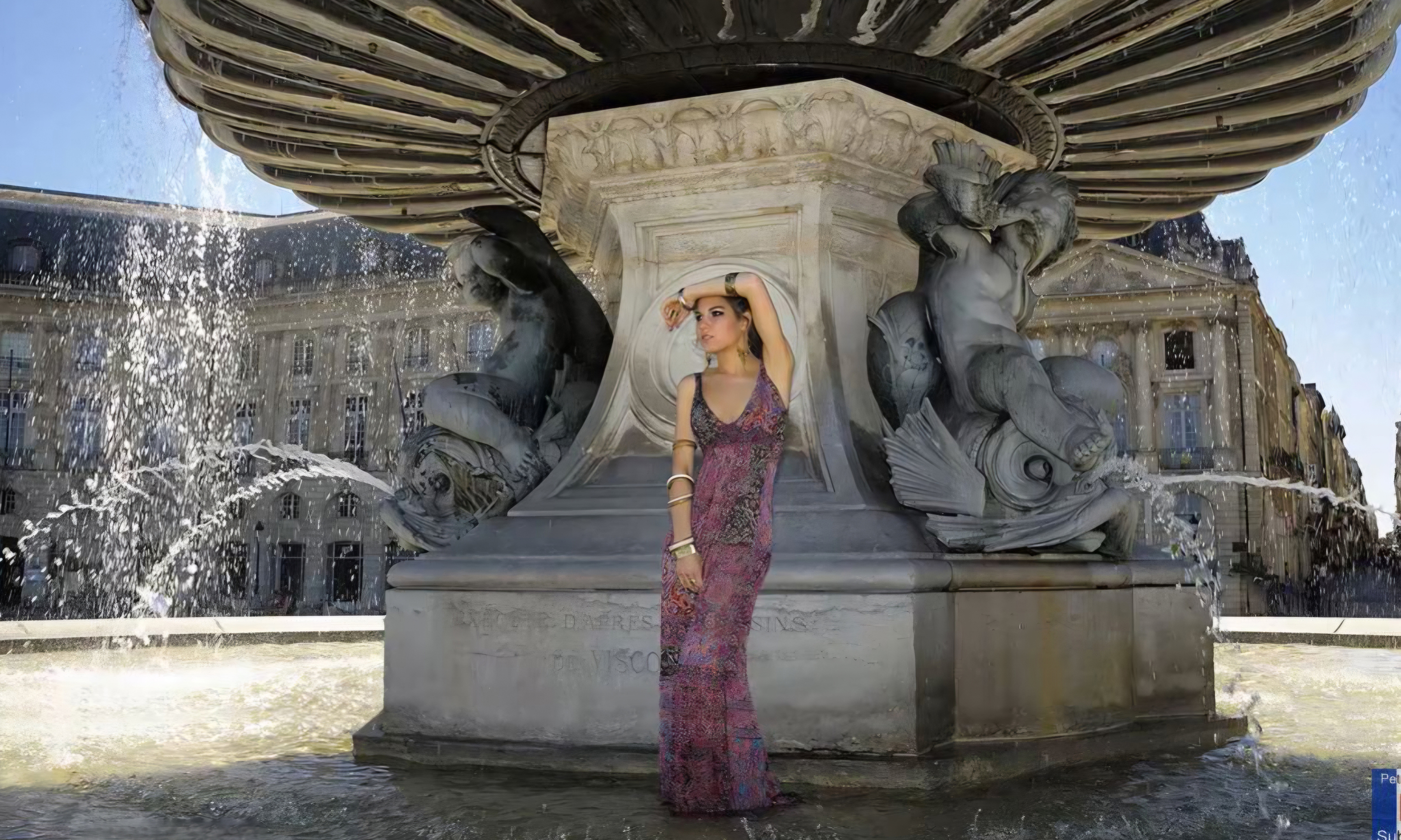 CJ_woman fountain