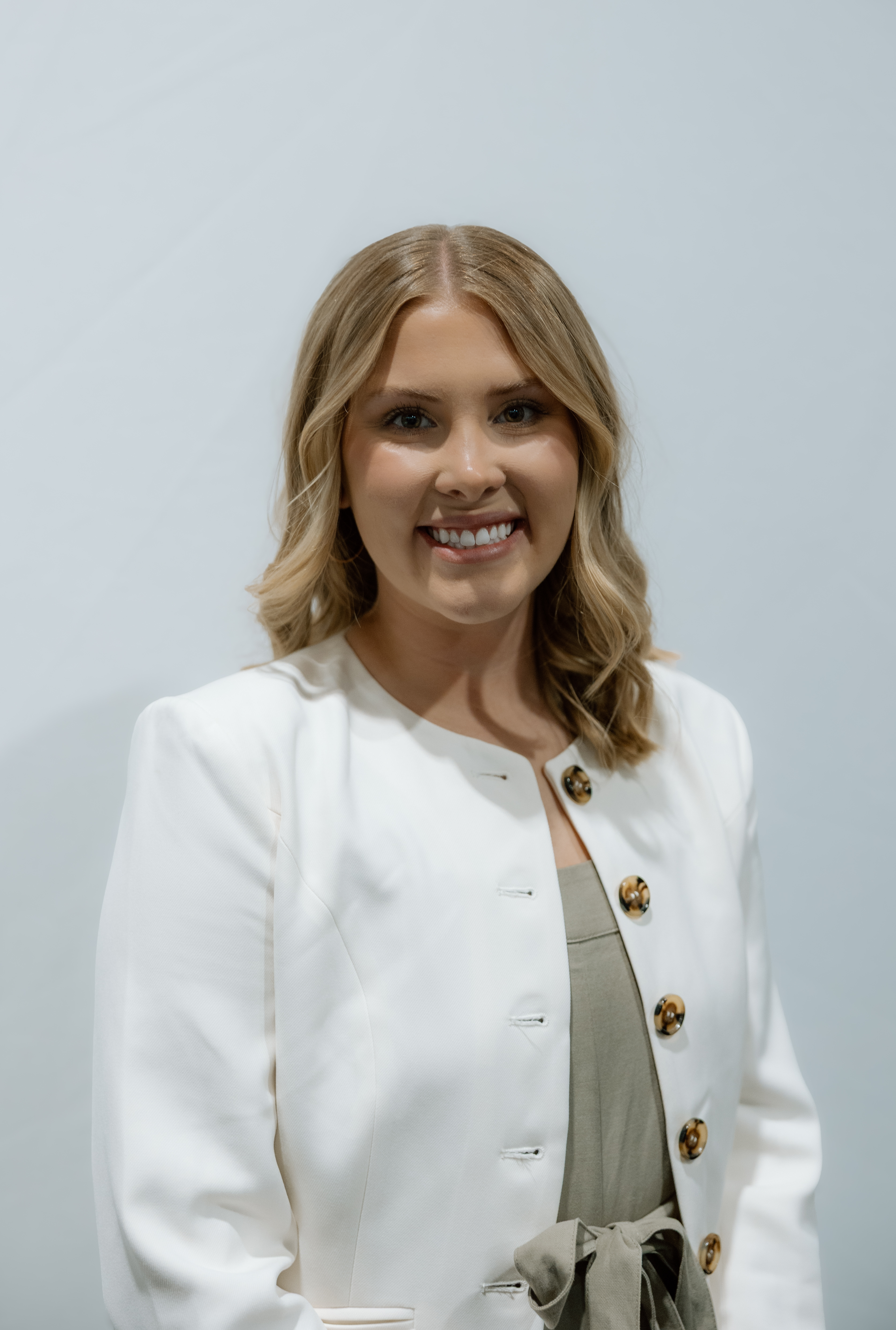 NeighborhoodDentalHeadshots-22_1_.jpg