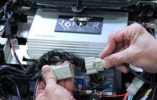 JBLU-DNG51-14HD---PlugBatWingSmSz--11-2024_2005178299.jpg@True