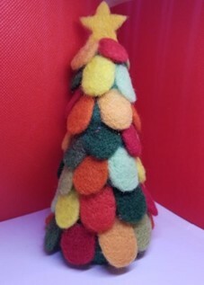 26-222_Christmas_Tree.jpg