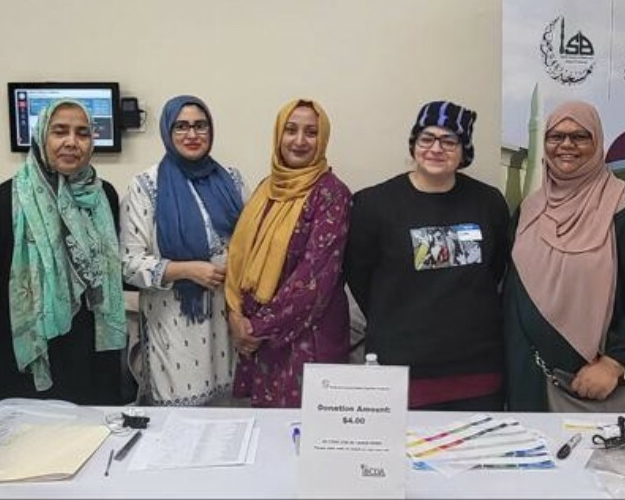 volunteer_group.jpg