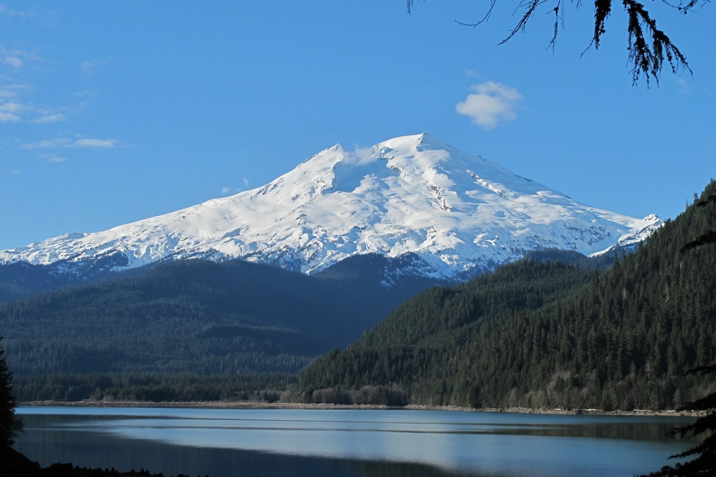 Baker_Lake.jpeg