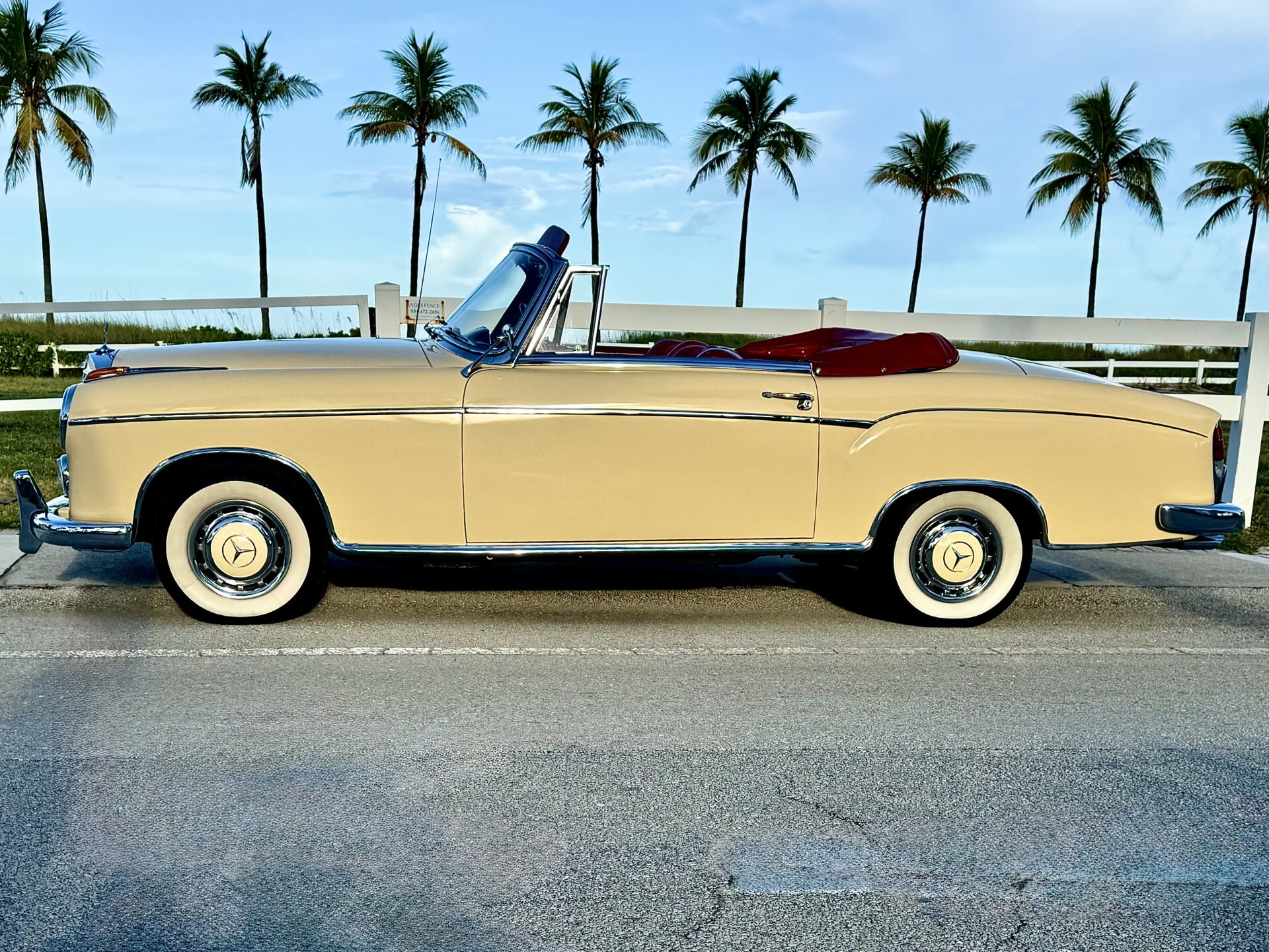 Jeff Stanley's 1960 Mercedes-Benz 220 SE