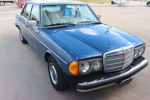 Mercedes-Benz Spotlight
