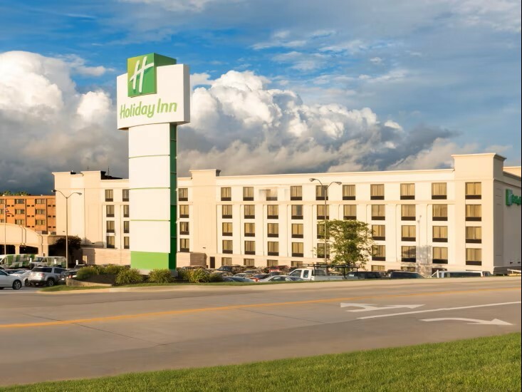 Holiday Inn Cleveland South