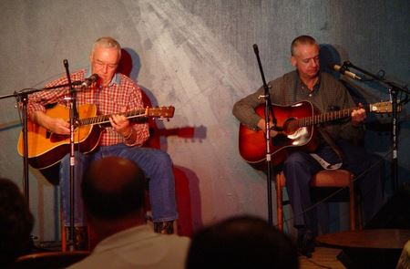 L-R Lou Beasley - Bobby Blackburn HTMA coffeehouse UAH 2002 - cr JLeCroy