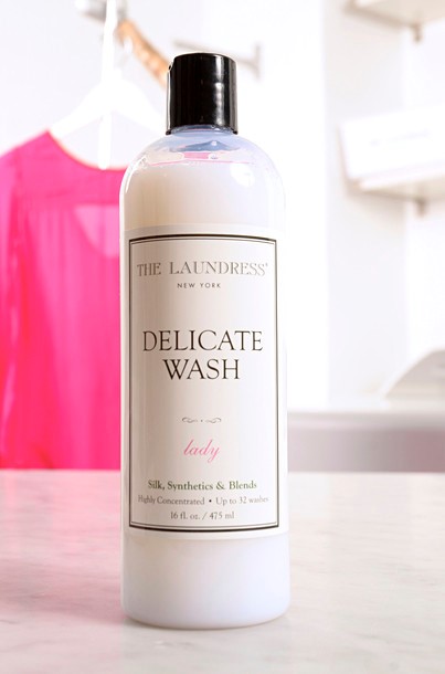 Delicate Wash - Lady 16 FL Oz.