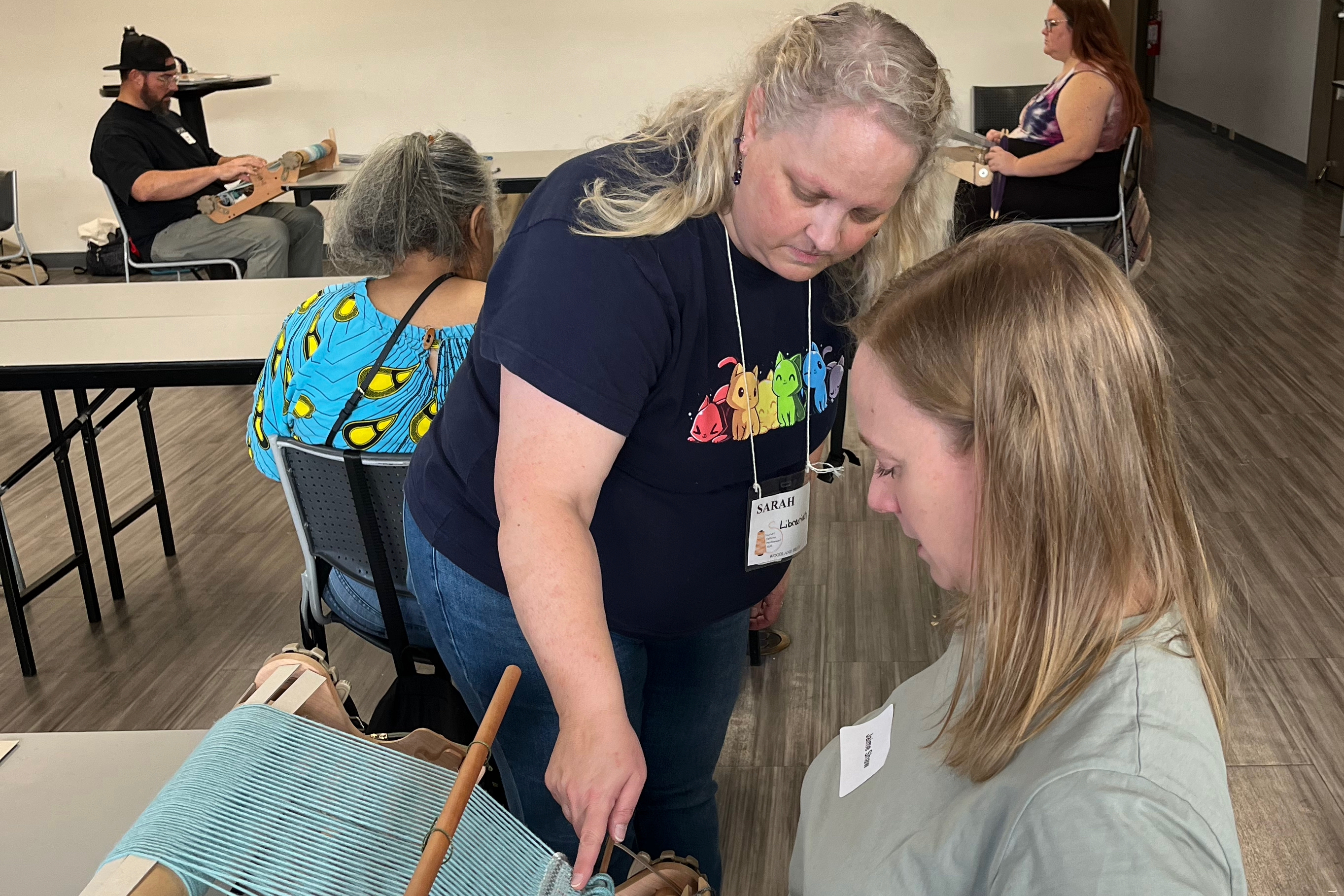 Weave_a_scarf_sarah_student